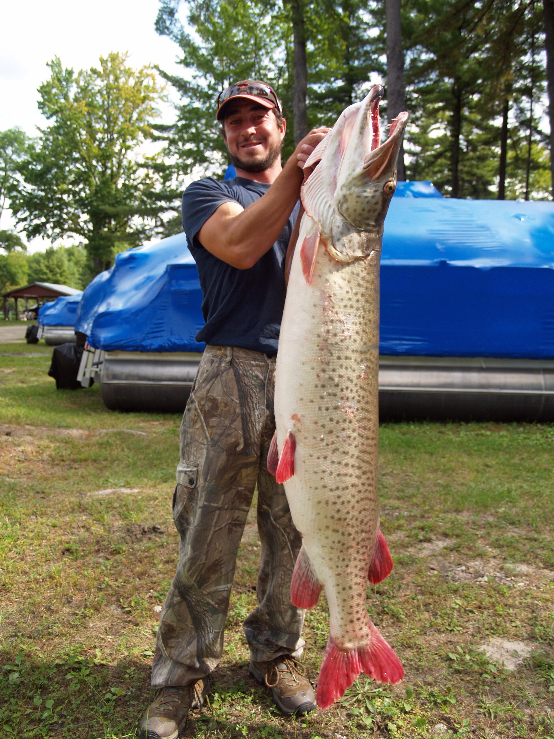 How To Catch Giant Muskie Like This Great Lakes State Record