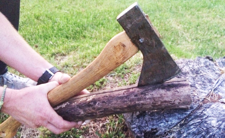contact splitting, how to chop firewood, chopping fire wood, outdoor skills, reid bryant,