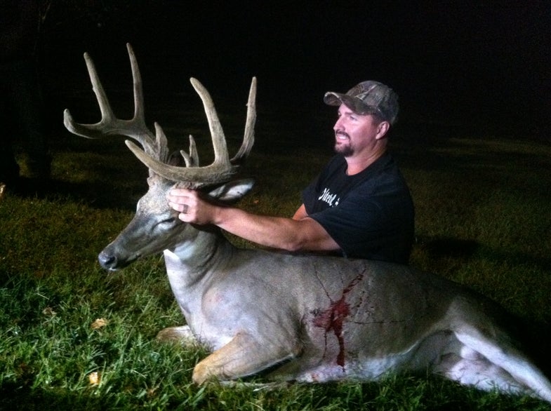 Big Buck, Deer Hunting, Kentucky Deer Hunting, Big 8 Pointer, Whitetail Heaven Outfitters