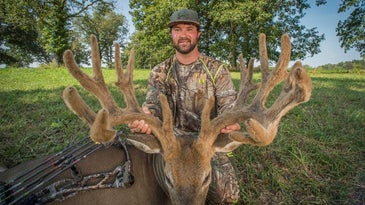 Photos: Bowhunter Tags a Monster Buck in Kentucky