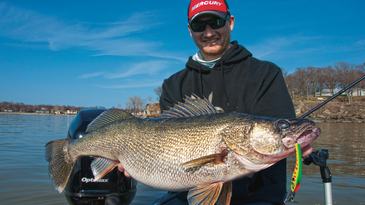 Catch Monster Walleyes this Spring with Crankbaits and Jerkbaits