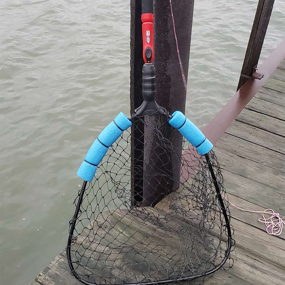 Fishing net with pool noodles attached