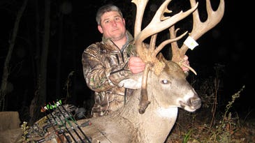 The Tale of a 21-Point, 200-Class, Double-Drop Iowa Monster Buck
