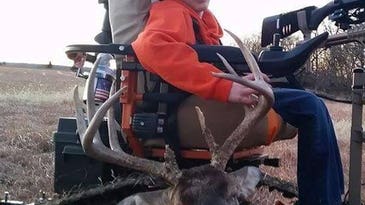 Disabled Son Takes Trophy 10-Pointer Thanks to Father’s Efforts
