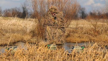 Duck Hunting: How to Use a Gillie Suit Where There’s No Place to Hide