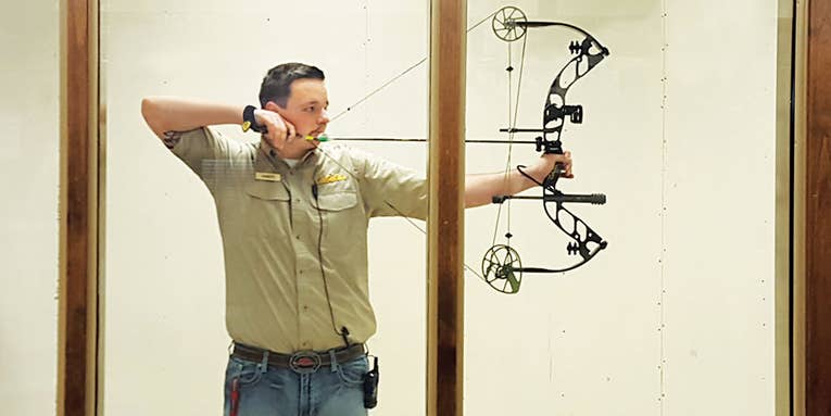 Indoor Exam: How to Test a New Bow in the Store