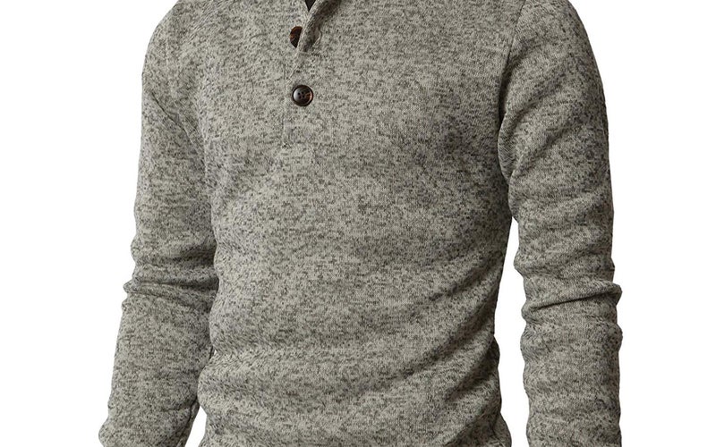 Warm sweater with a wide collar