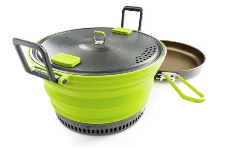 The GSI Outdoors Escape 3L Pot and Fry Pan on a white background.