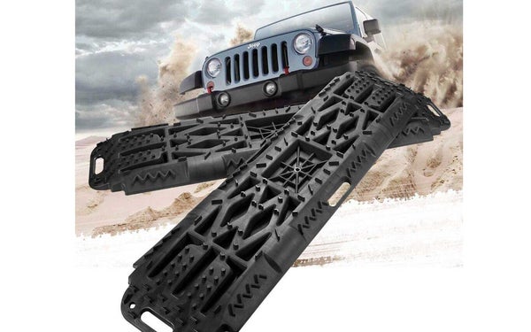 BUNKER INDUST Off-Road Traction Boards with Jack Lift Base, 2 Pcs Recovery Tracks Traction Mat for 4X4 Jeep Mud, Sand, Snow Traction Ladder-Black Tire Traction Tool