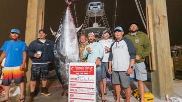 After a 9-Hour Fight, This 876-Pound Tuna Could Be a New Texas Record