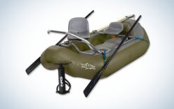 Gray and olive color inflatable boat with black paddles