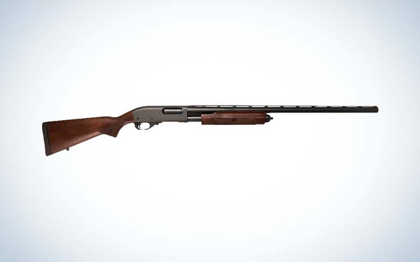 Remington 870 Fieldmaster shotgun