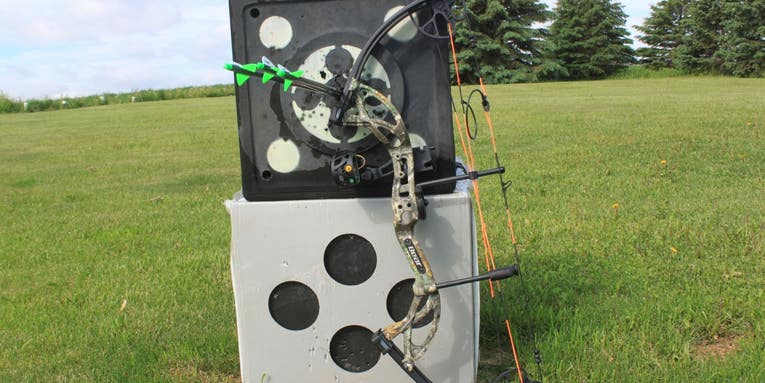 Bear Cruzer G2 Review: The Best Beginner Compound Bow for Deer Hunting