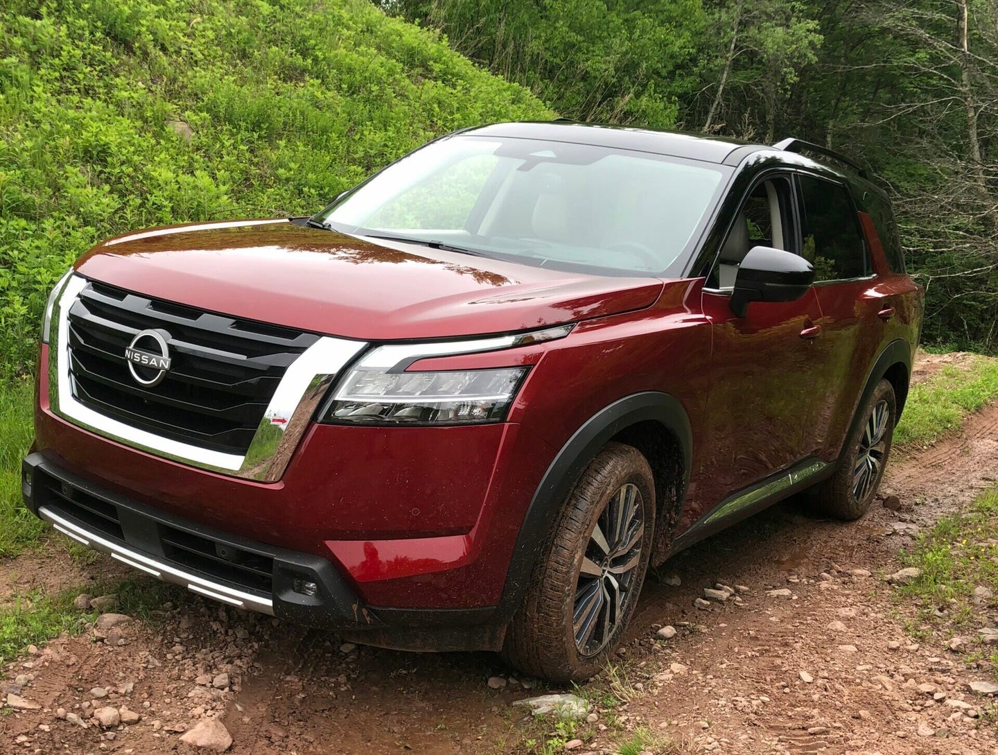 Test-driving the new 2022 Nissan Pathfinder on a truck review.