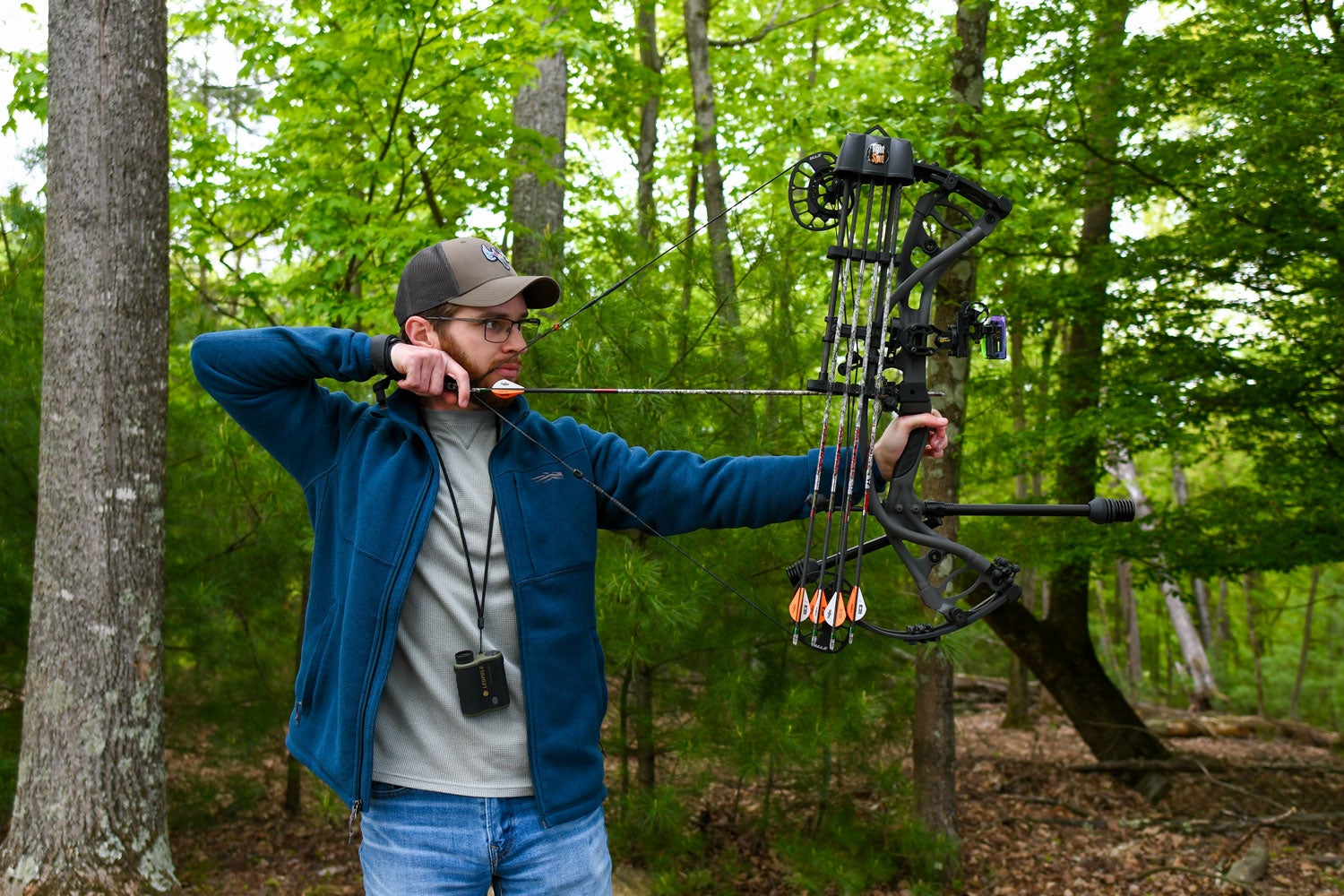 How to Draw a Compound Bow for Beginners | Field & Stream