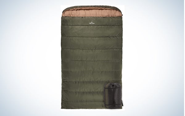 This option is the best sleeping bags for 2 people