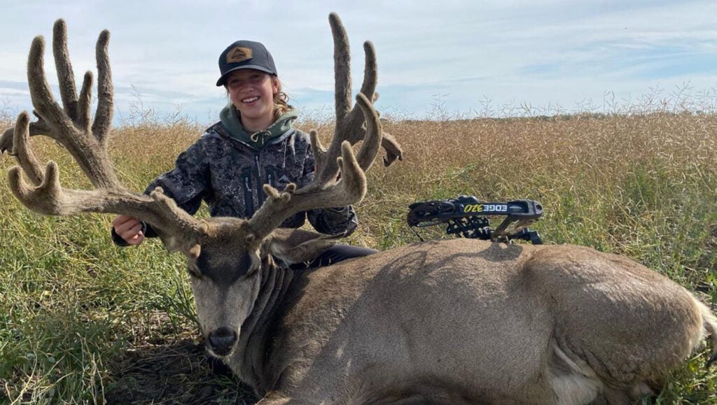 Audrey Ediger and trophy mule deer buck