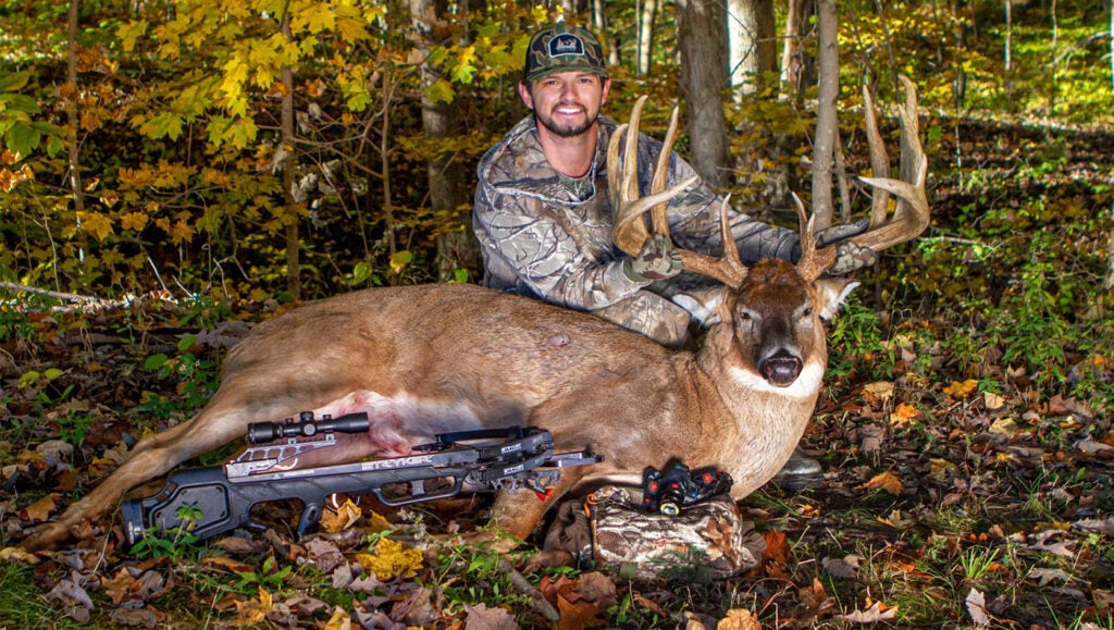 Dustin Huff and Indiana state record deer