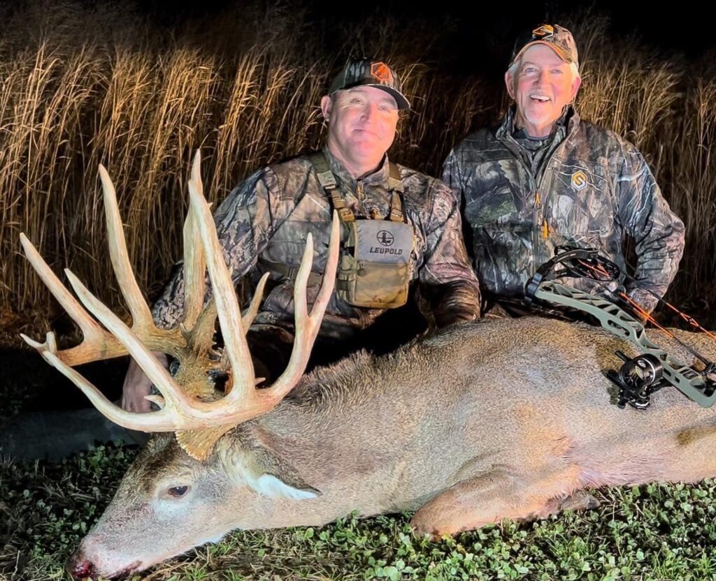 Jim Thome with Illinois buck