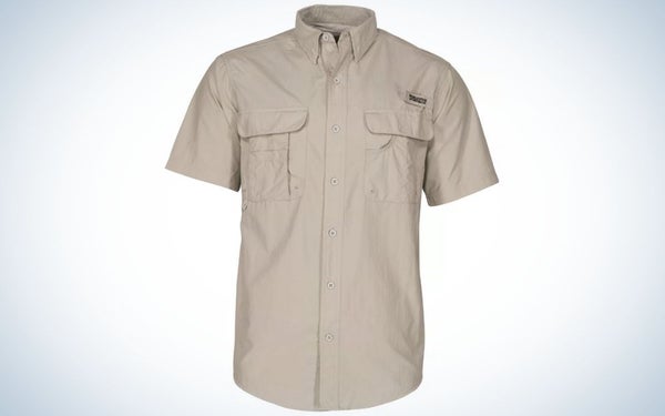 World Wild Sportsman Angler is the best short sleeve fishing shirt.