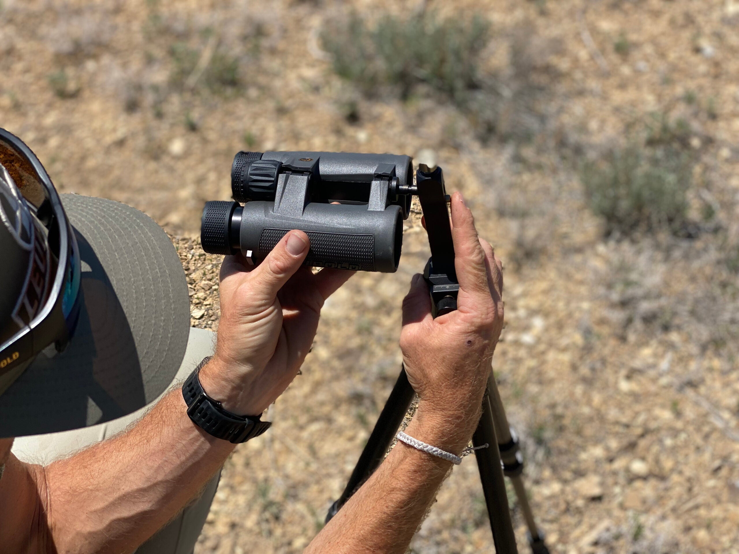photo of binocular on tripod