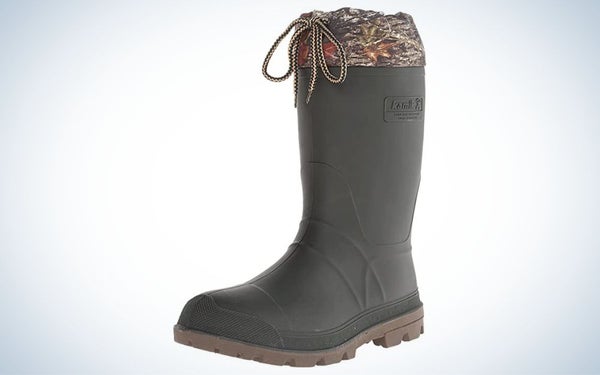 Kamik Icebreaker Insulated Winter Boot is the best rain boot for the men for the budget.