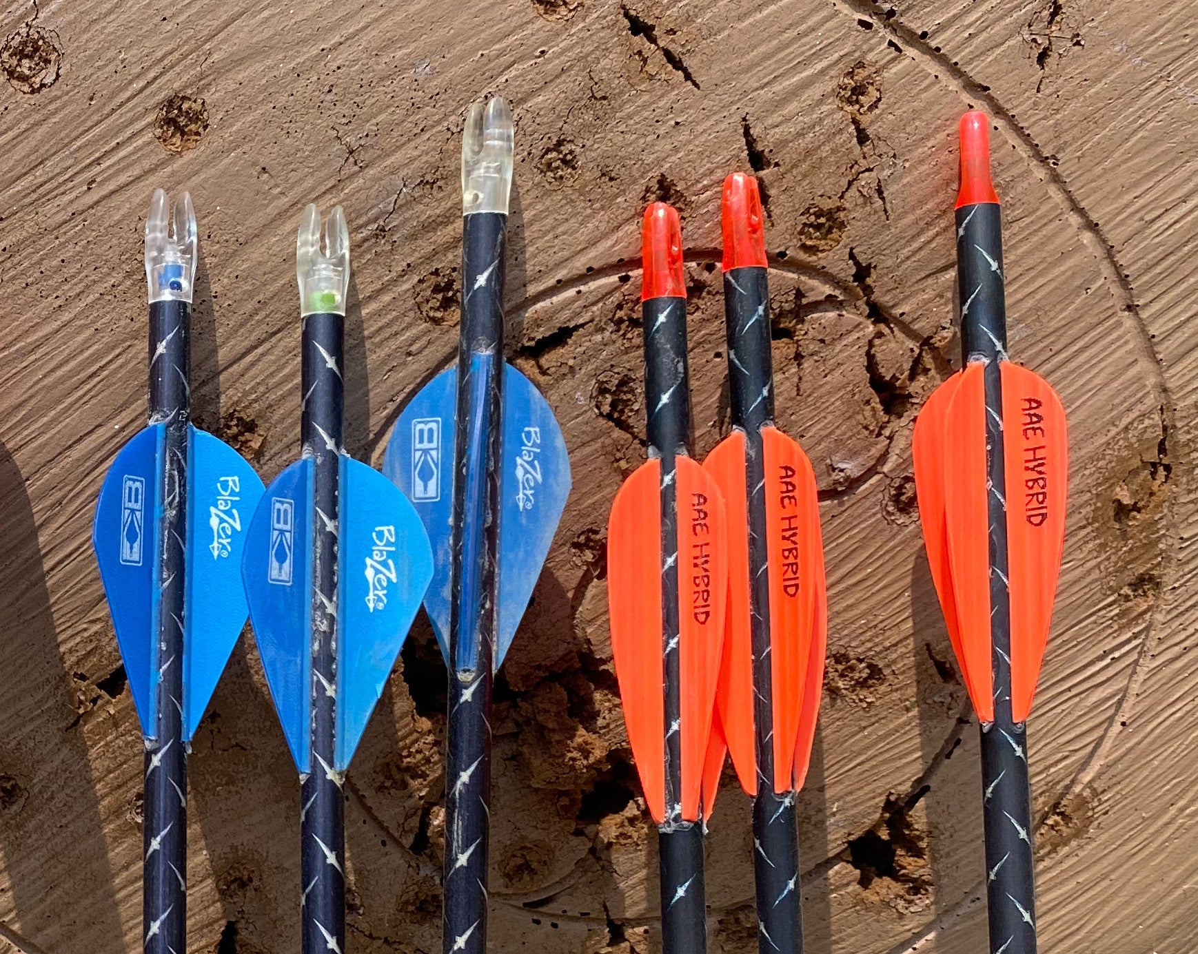 photo of arrow fletchings