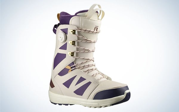 Salomon Launch Lace Boa are the best snowboard boots for beginners.