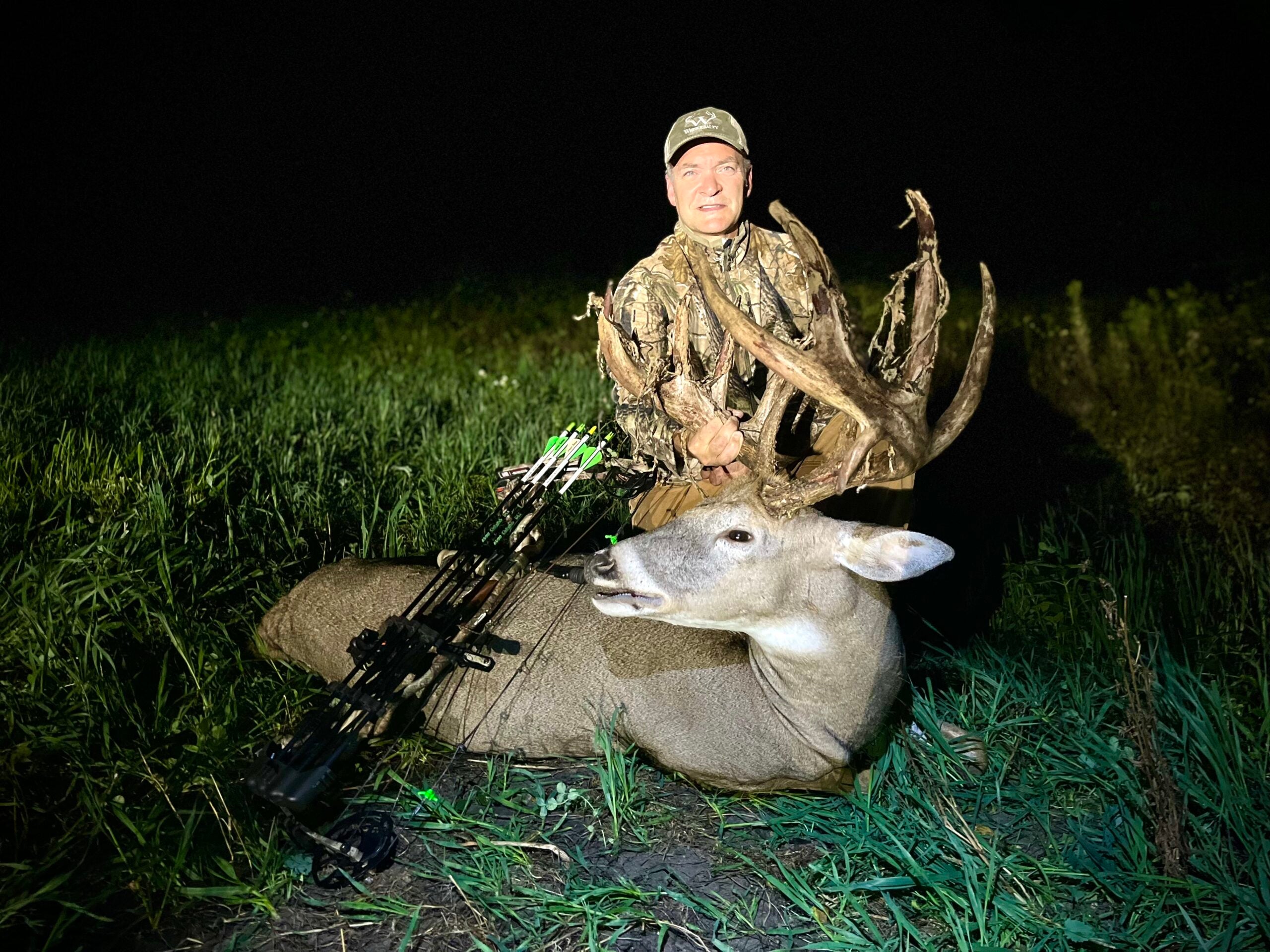 picture of the hunter and the buck
