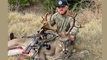 Oklahoma Bowhunter Arrows 204-Inch Surprise Nontypical Giant