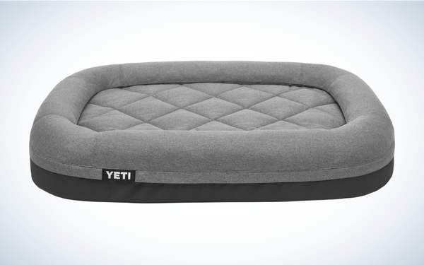 Yeti Trailhead Dog Bed
