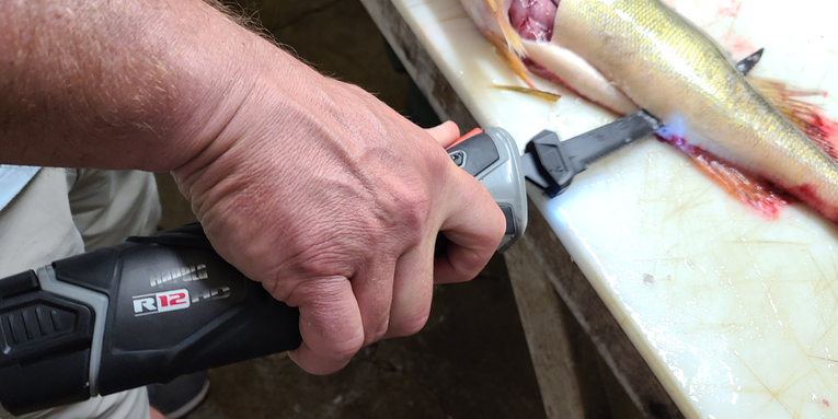 This Electric Fillet Knife ‘Cuts Through Fish Like Butter’—And It’s $25 Off Right Now