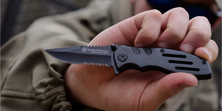 Thousands of People Love This Pocket Knife—And It’s Just $15 Right Now