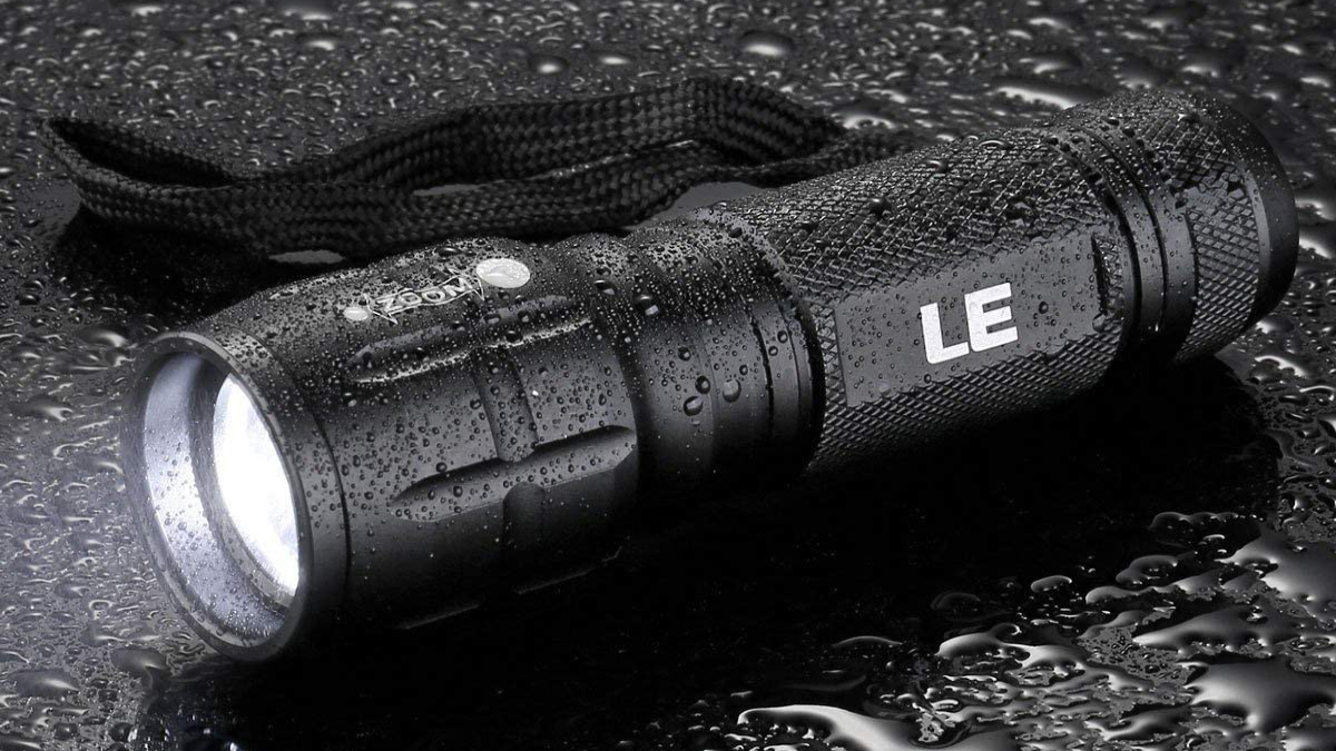 LE LED Waterproof Flashlight