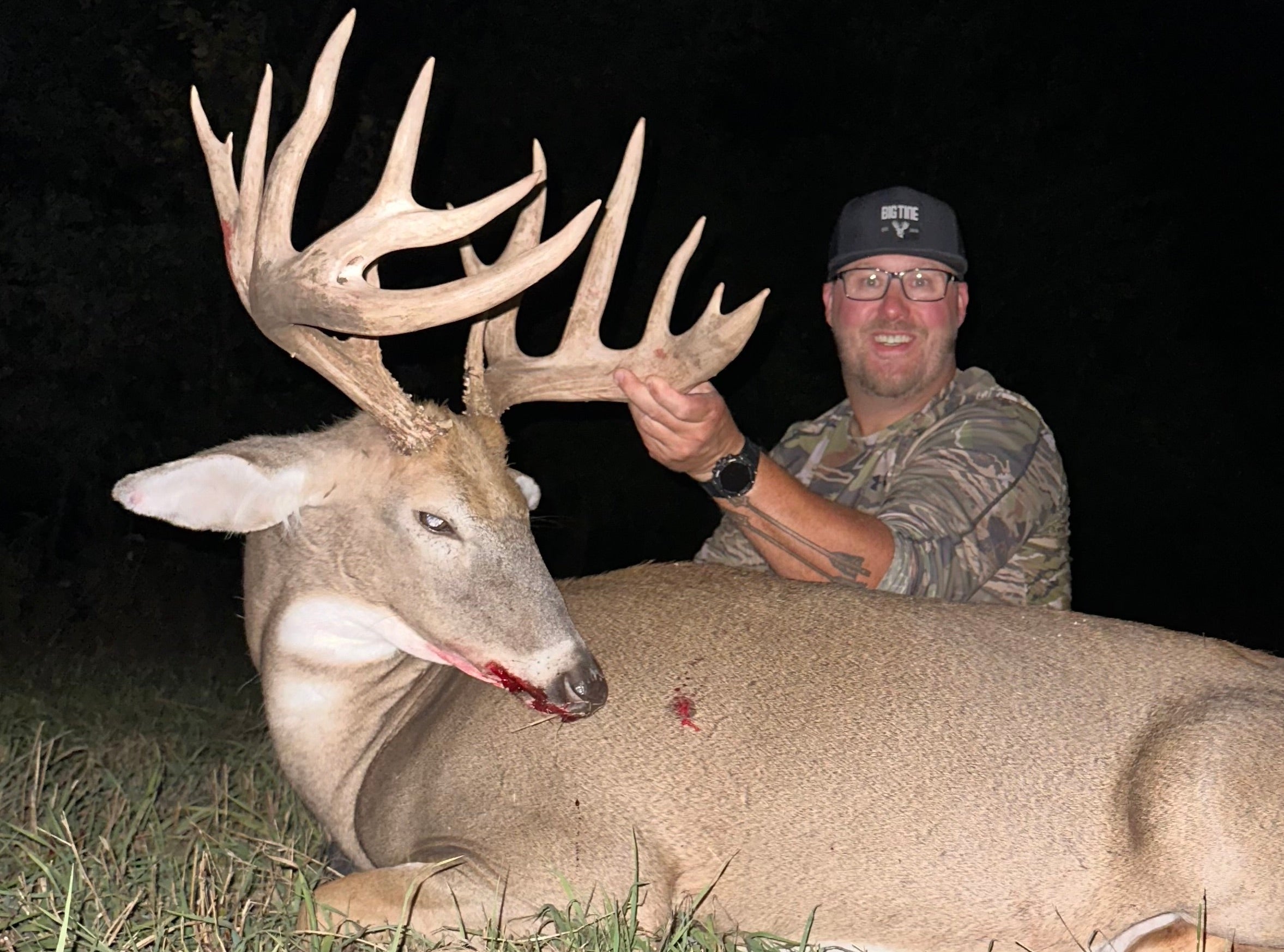 photo of hunter with a big Kansas buck