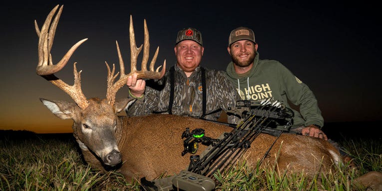 Missouri Hunter Takes Advantage of Cold Front to Arrow 190-Class Whitetail