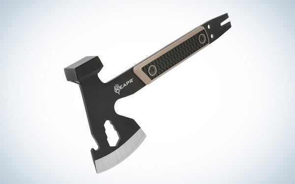 A black and tan Reapr Versa camp axe on a black and white gradient background.