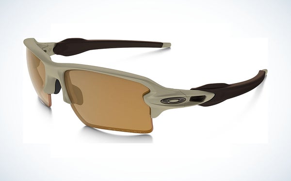 Tan Oakley SI Flak 2.0 Sunglasses with tan lenses