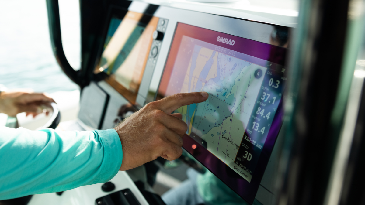 What's the Best Depth Finder for Your Small Boat?