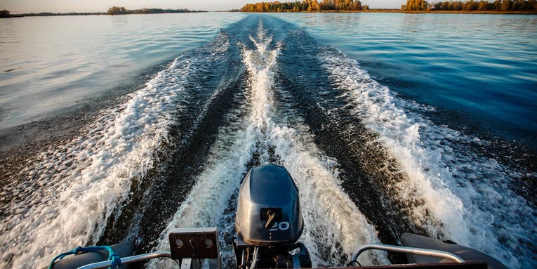 Inboard vs Outboard Engines: Which is Better for Hunting and Fishing